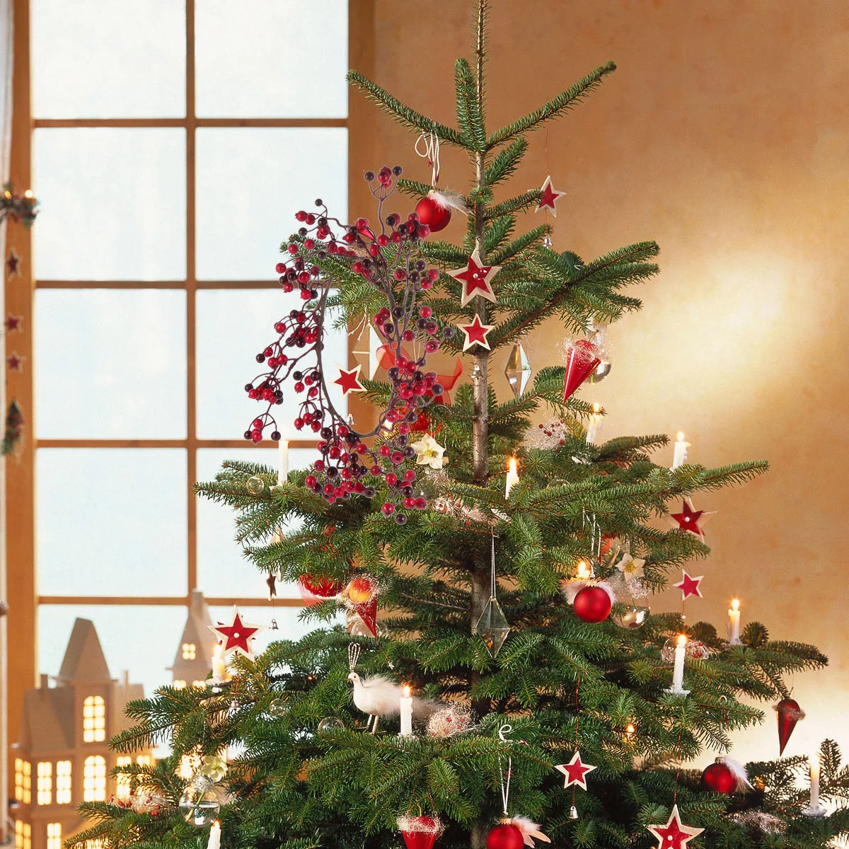 

Simulation Red Berries Pine Cone Artificial Wreath Christmas Garland Hanging Ornament for Wedding Party Holiday