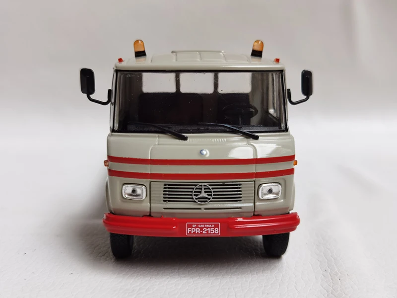 IXO 1:43 Scale Benz L608D Alloy Car Model Diecast Toy Collectible Ornament Souvenir Toys Cars