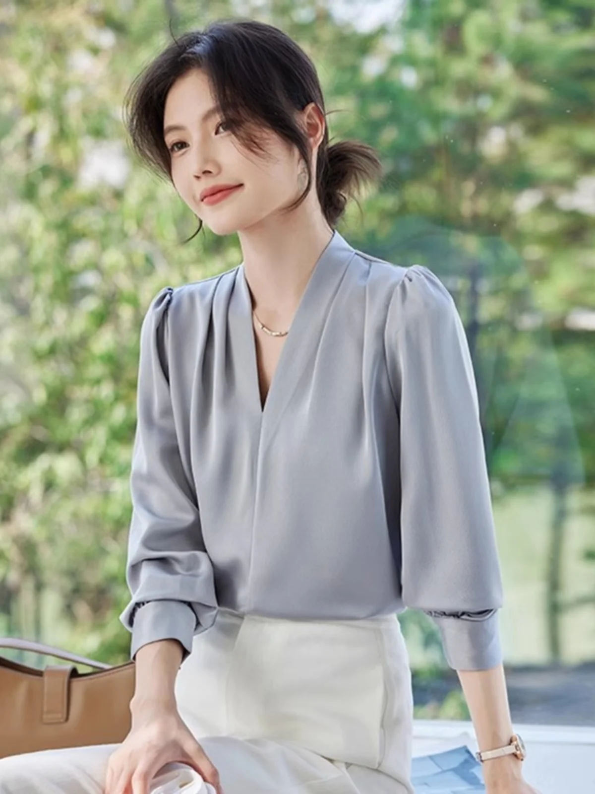 

Elegant V-Neck Long Sleeve Satin Shirt Women's Autumn Winter Early Spring New Style Lady's Shirt Commute Top Simple Design