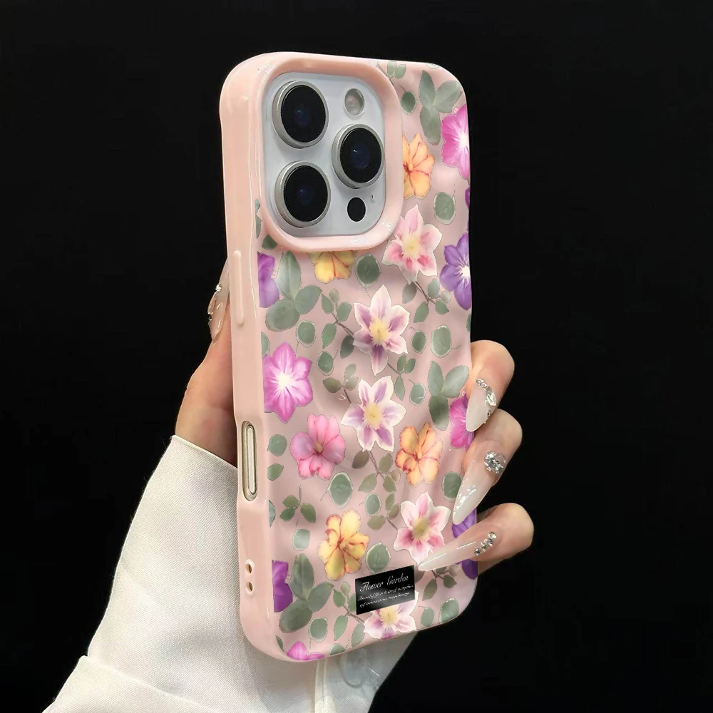 Frühlings-Klematis-Blumen Handyhülle für iPhone 17 16 15 14 13 12 11 Pro Max 14 15 Plus 17 Air Falten-Wellen Weiche Silikonhülle – Detail 9