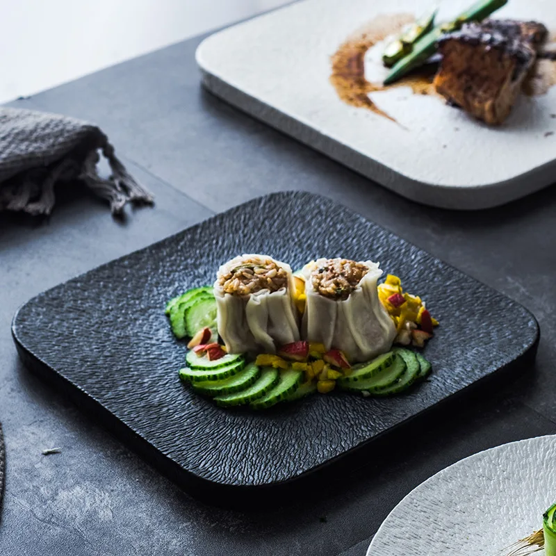 

Керамическая тарелка с матовой текстурой камня, большая ретро японская вечеринка в западном стиле, креативная квадратная плоская тарелка для стейка
