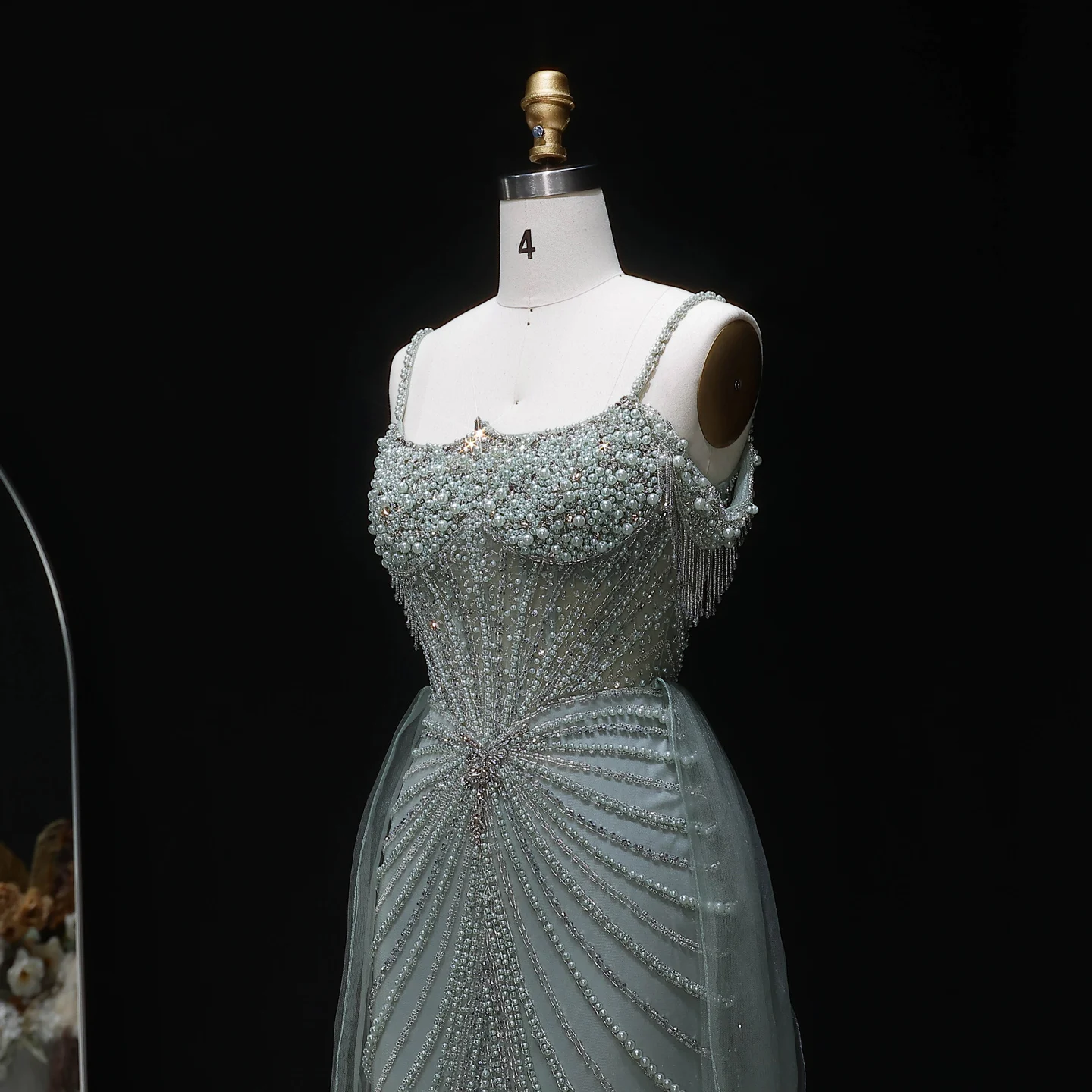 Sharon Said Luxuriöses Perlenbesetztes Meerjungfrauen-Abendkleid mit Off-Shoulder-Design, Quasten-Überrock, Arabisches Damen-Abendkleid SS121, Maßanfertigung – Detail 20