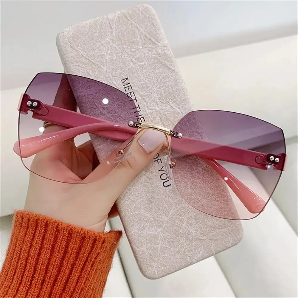 

Vintage Rimless Sunglasses 2024 Women Gradient Sunglasses Summer Shades Fashion UV400 Frameless Sun Glasses Ladies Eyeglasses