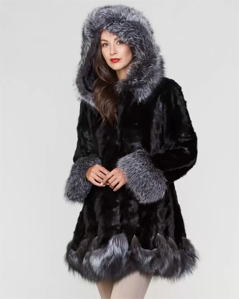 Zimowa Nowa Modna Damska Kurtka ze Sztucznego Futra z Rozszerzanymi Rękawami, Kapturem i Kołnierzem z Imitacji Futra Lisa, Kurtka Damska na Co Dzień i do Pracy, Kolekcja 2025