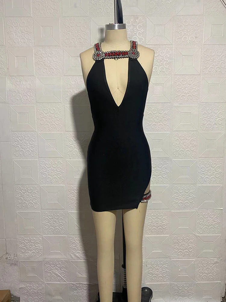 Sexy Diepe V-hals Mouwloos Bodycon Bandage Jurk Vrouwen Elegante Diamanten Uitsparing Ontwerp Zwarte Mini Jurk Celebrity Club Party Dres