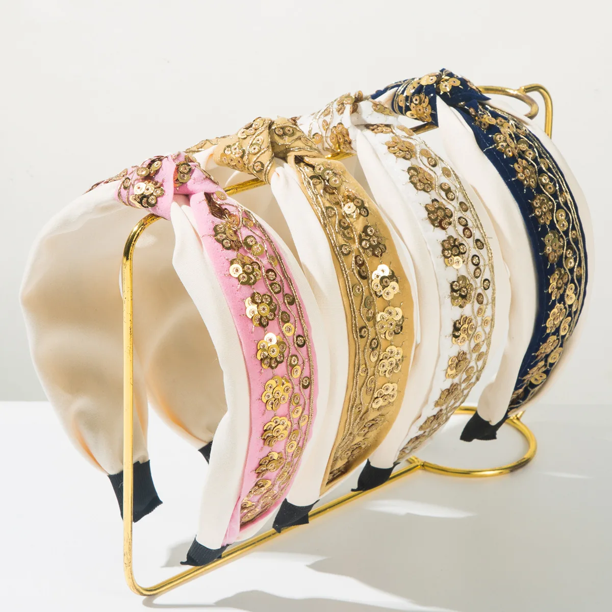 

Повязка на голову с золотым цветком и блестками, повязка на голову, аксессуары для волос для взрослых, украшения для волос