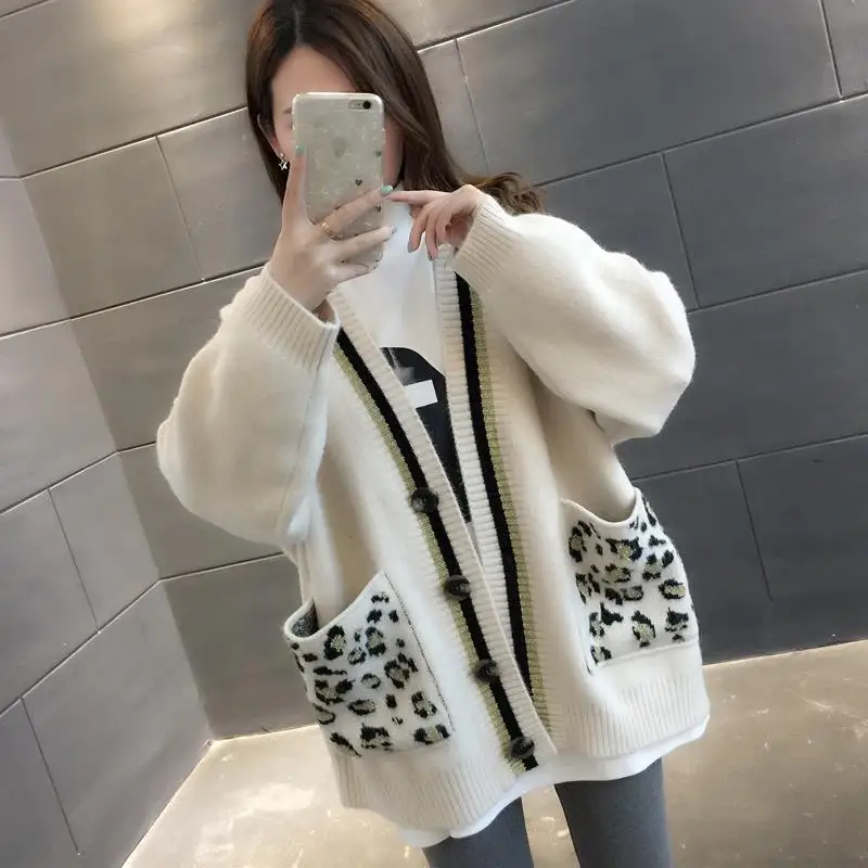 2022 Spring and Autumn New Korean Fashion V-Neck Sweater Women's Cardigans Leopard Pocket Sweater Medium Long Coat