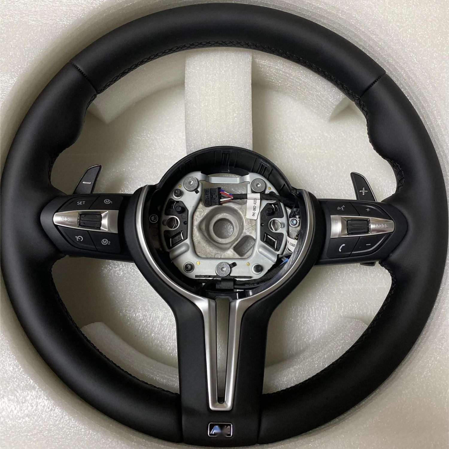 M Steering wheel for BMW F01 F02 F06 F07 F10 F11 F12 F13 F14 F15 F16 F22 F30 F31 F32 F33 F34 F80 F82 F83 F85 F86 F87 X3 X4 X5 X6