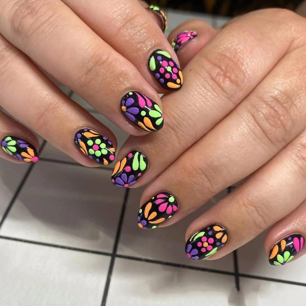 24 pièces imprimé léopard marron ongles Art doré perle Design amande faux ongles conseils fleur faux ongles pour femmes fille presse sur les ongles