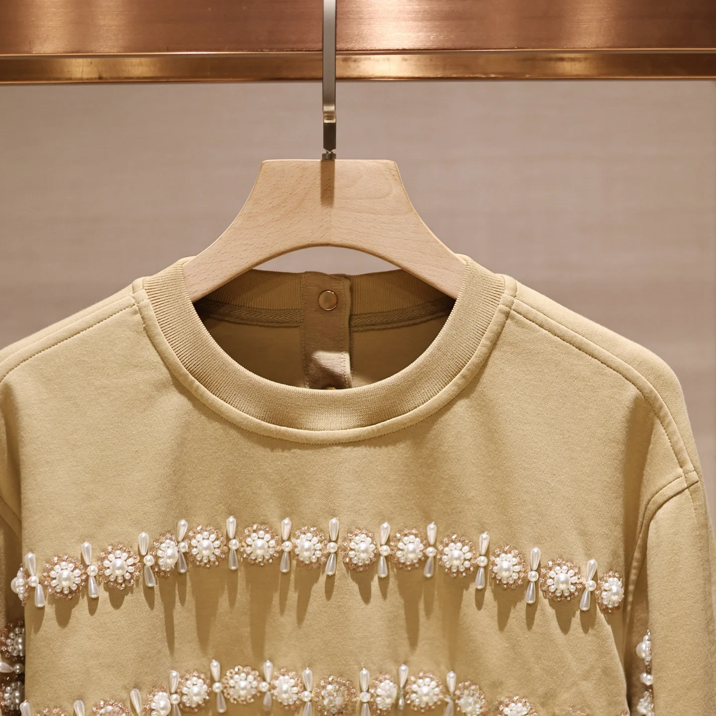 エレレディ スレ ロングスベ ルーズフィット オルト丈 エイジディフュージョン スウェットシャツ レディース ファッション 春 2026 デザインセンセーション