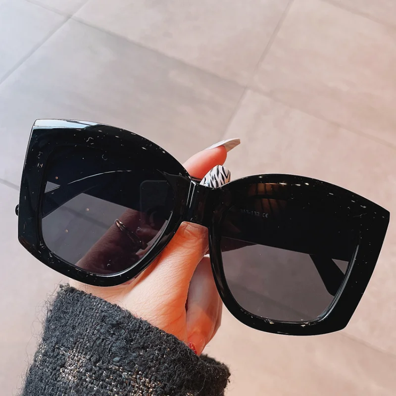 

Vintage Square Sunglasses Women Oversized Rectangle Sunglass Men Brand Designer Sun Glasses Shades Goggle UV400 Oculos De Sol