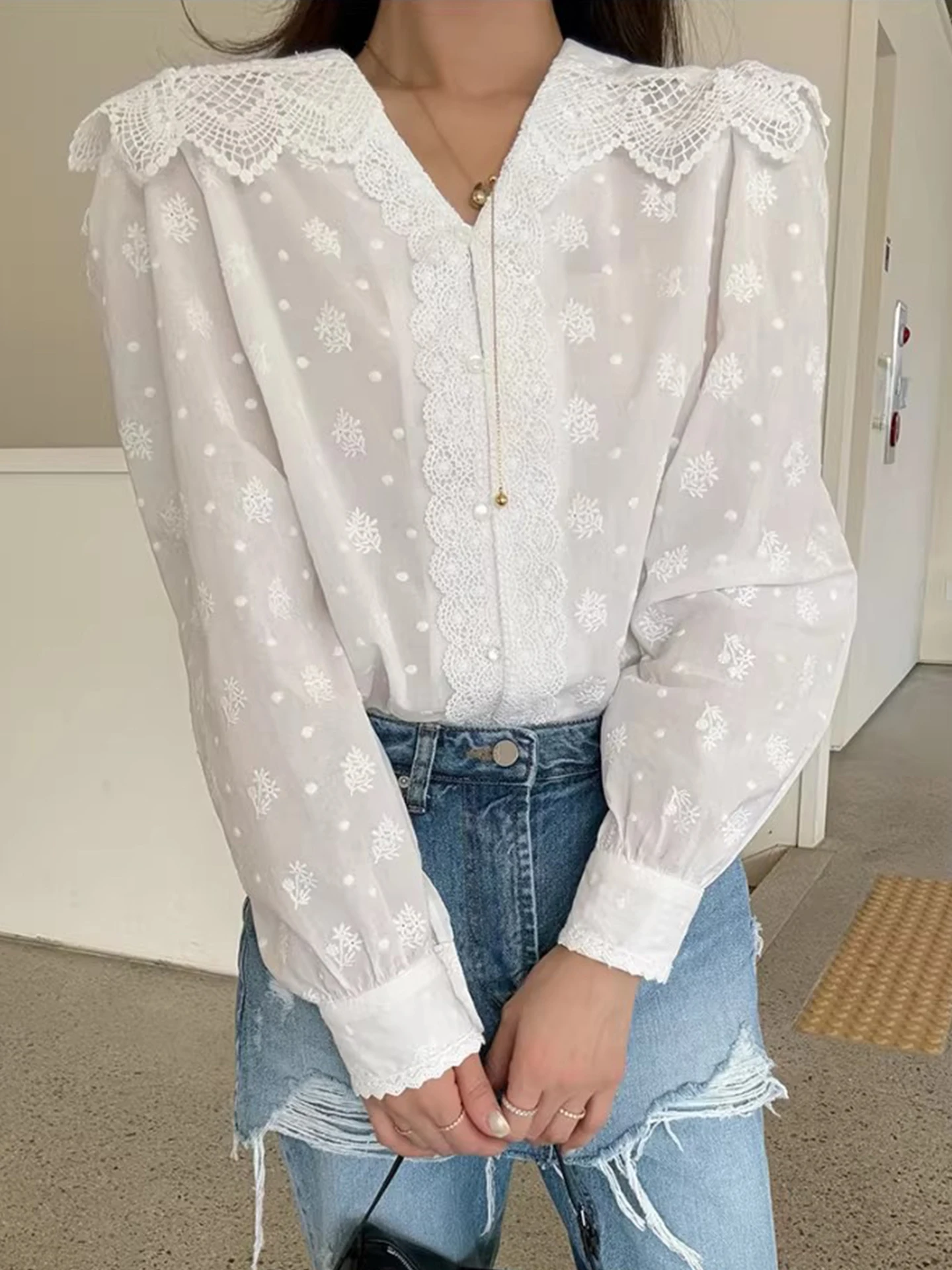 

Liangliang Home Court Sle Embroidered Lace Hollow Doll Collar Long Sve Women's irt Spring New Gentle Sle Top