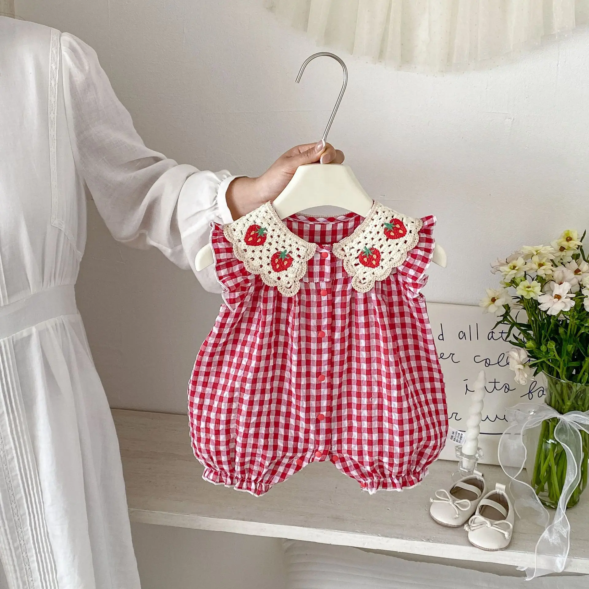 2026 Summer New Baby Girl Cute Flying Sleeve Strawberry Lapel Romper Infant Sweet Plaid Princess Jumpsuit Cotton Toddler 0-24M