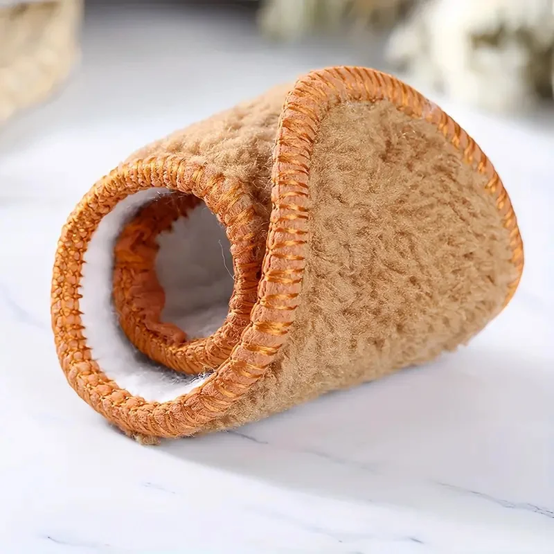 1 Pair Plush Alpaca Wool Thermal Insoles - Soft, Warm,Thicken for Winter Snow Boots and Shoes - For Women and Men