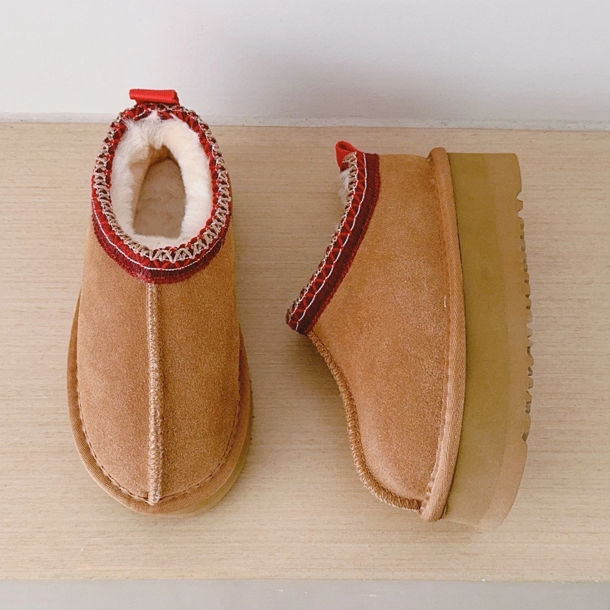 الأطفال الشتاء حذاء الثلج عالي الرقبة دافئ 2025 جديد كلاسيكي الفتيات الصبي طفل الترا صغير نعال من القطن حذاء أطفال طفل منصة حذاء بوت بطول الكاحل