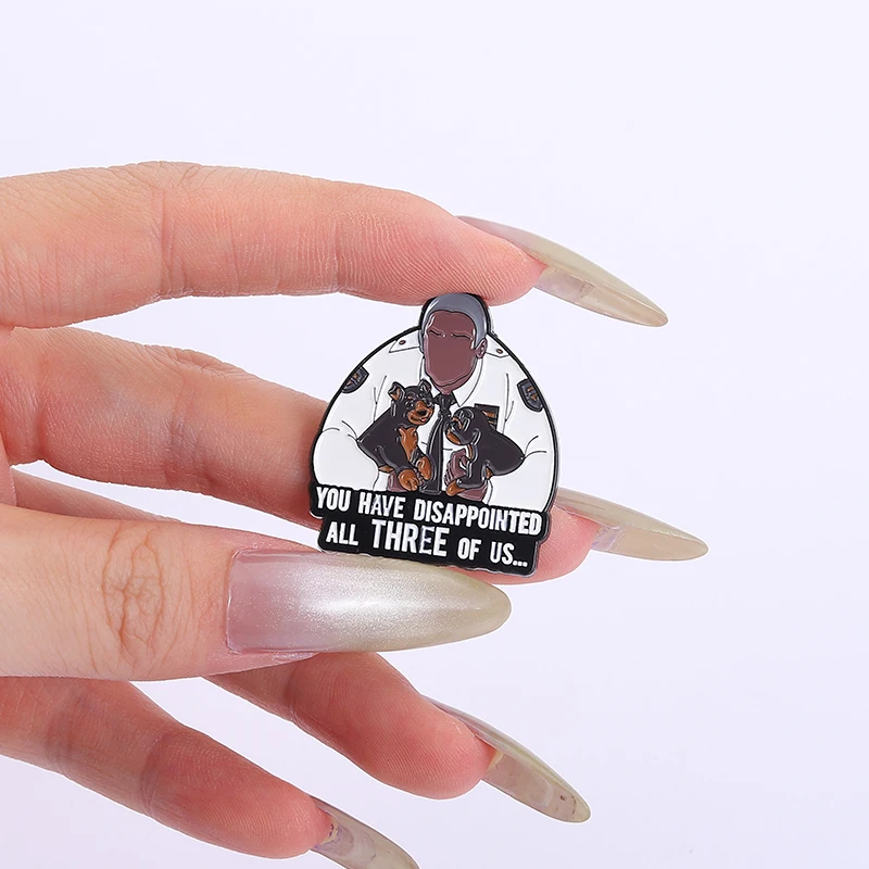 التلفزيون المسرحية الهزلية المينا دبابيس شخصيات كرتونية روزا دياز الكابتن راي هولت شريف الخطوط الكلاسيكية دبابيس شارة التلبيب مجوهرات هدايا