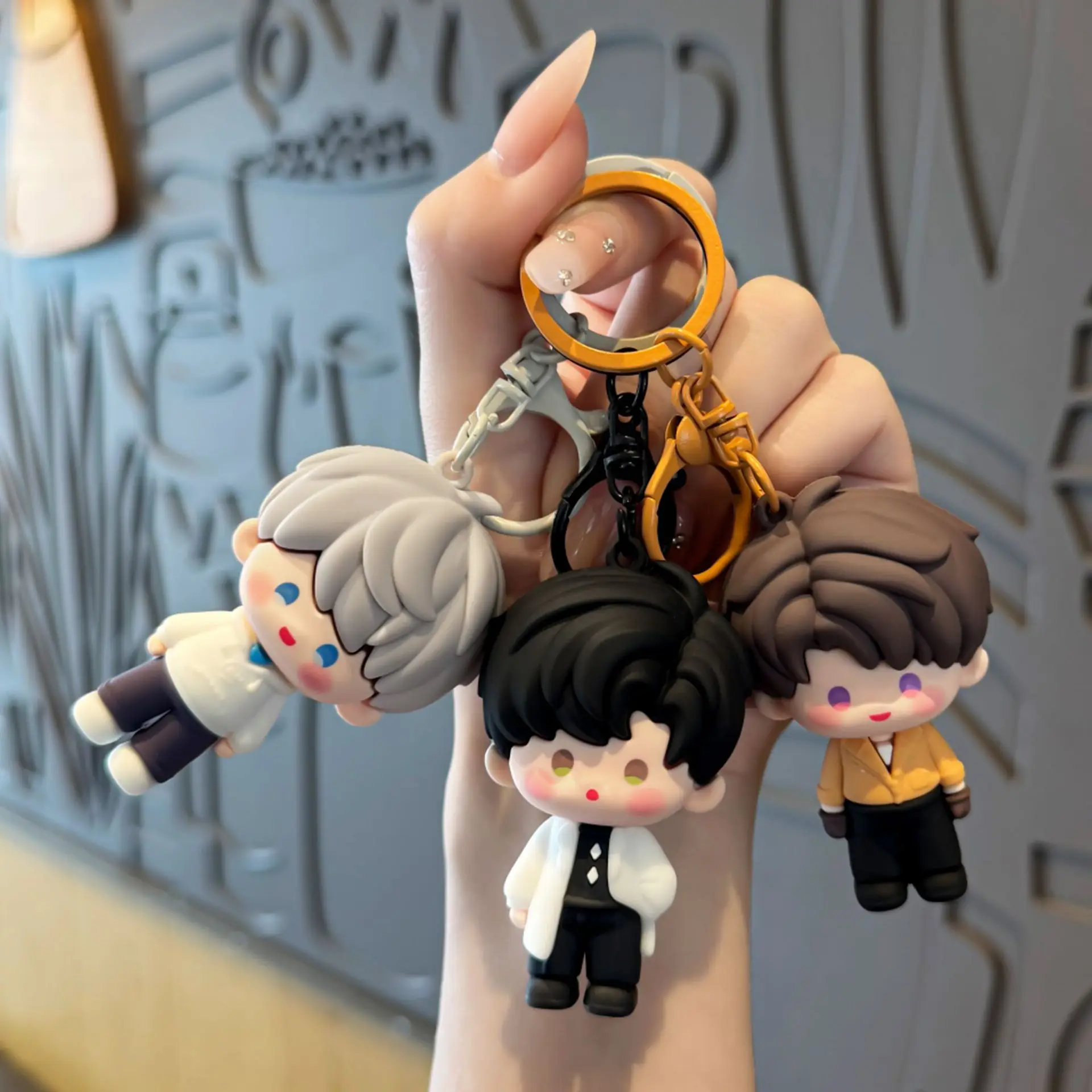 Porte-clés figurine en résine Love and Deepspace Q, mini-poupée personnage de jeu, breloque de sac à dos, ornement