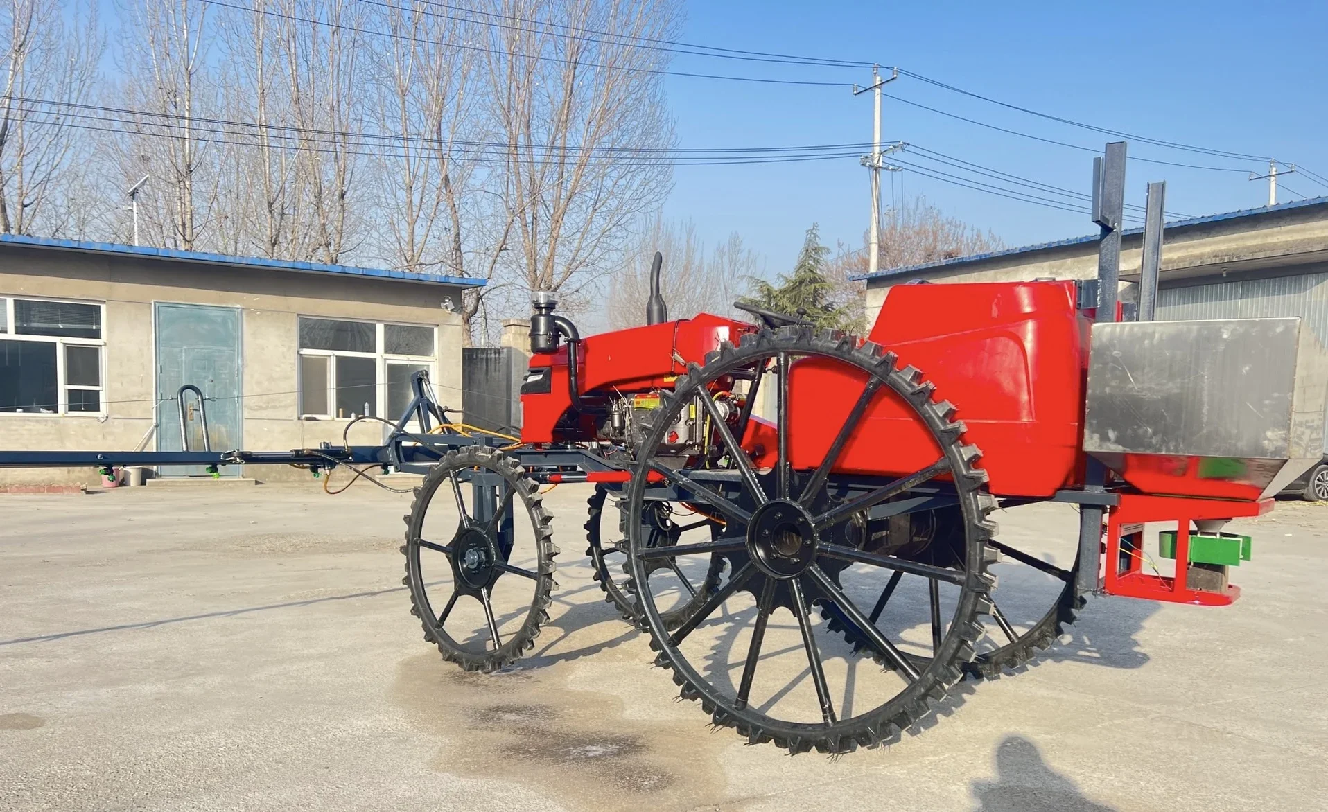 Four-wheel Tractor Sprayer Fertilizer Applicator Boom Sprayer Agriculture Self-propelled Agricultural Sprayer