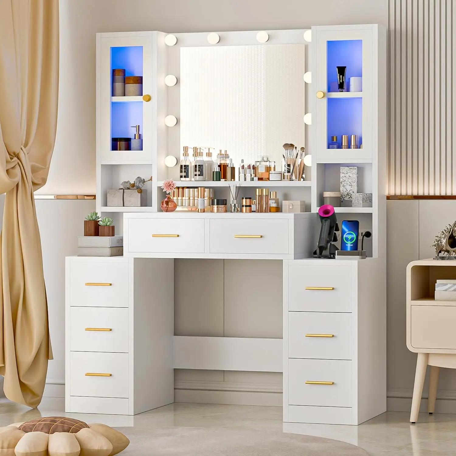 Vanity Desk with Lighted Mirror, 44