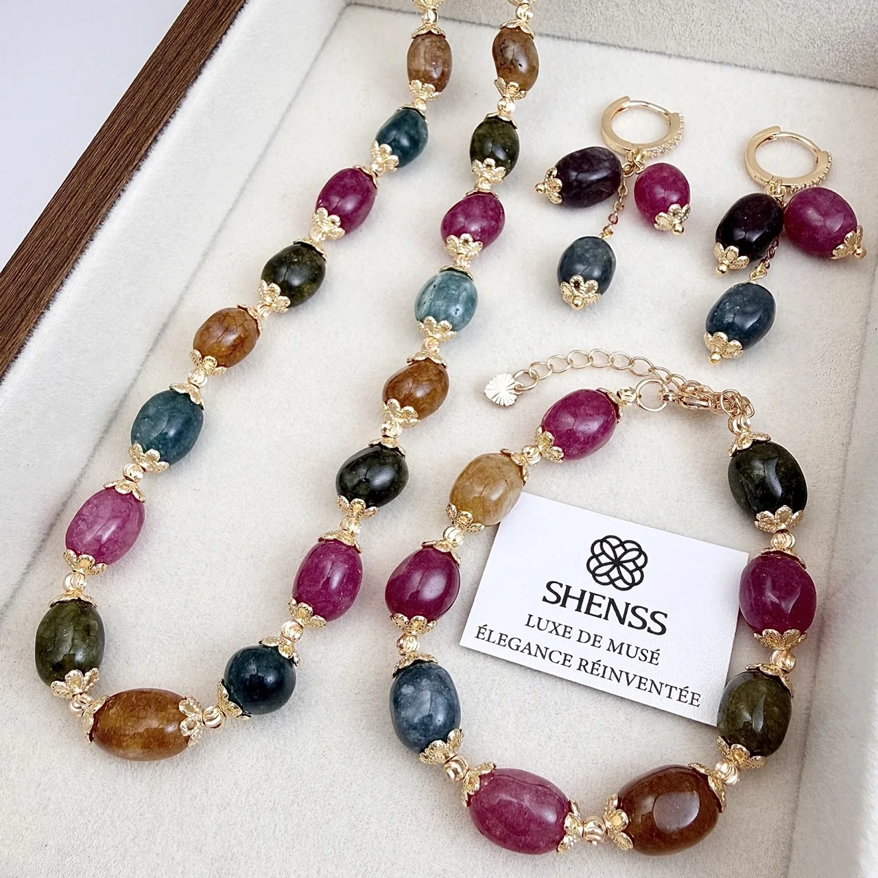 Vintage Colored Natural Stone Necklace Bracelet Earrings Set Minimalist Luxury High-End Temperament Versatile Jewelry Set