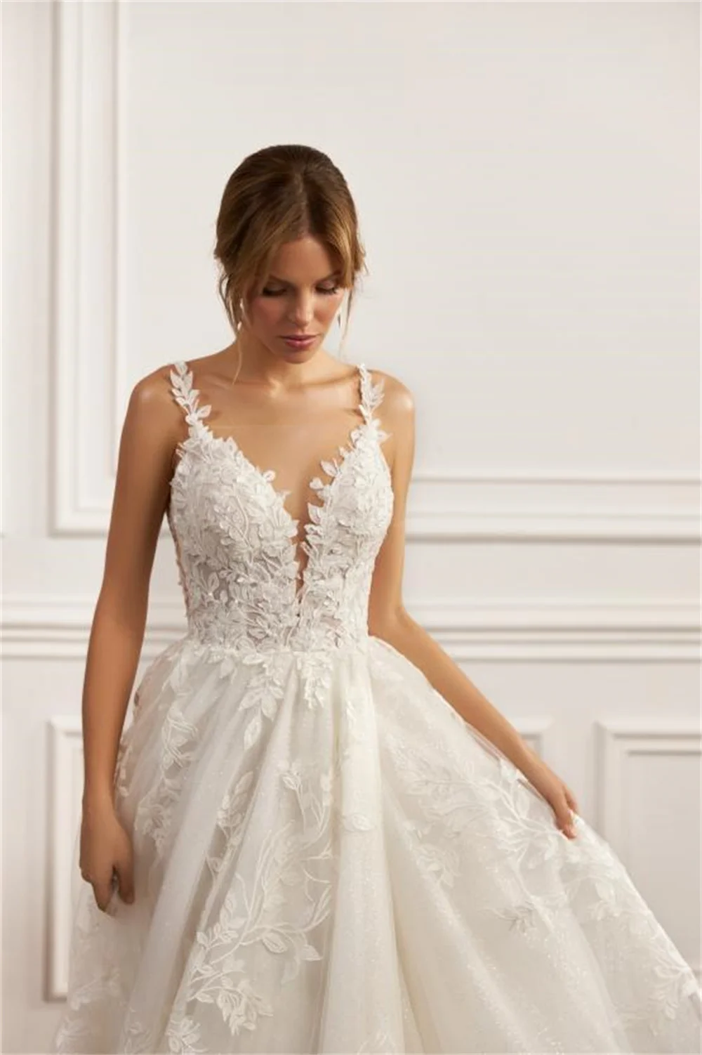 Sexy dos correas con cuello en V Apliques De encaje Boho Beach una línea vestidos De novia con abertura lateral hecho a medida 2025 Rode De Morrie