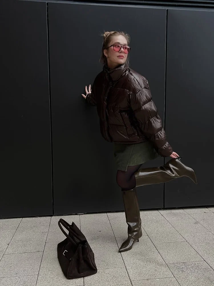 

Quilted Stand Collar Cotton Women Jacket Fashion Solid Full Sleeve Loose Pocket Warm Jacket Lady 2025 Commute Street Outerwear