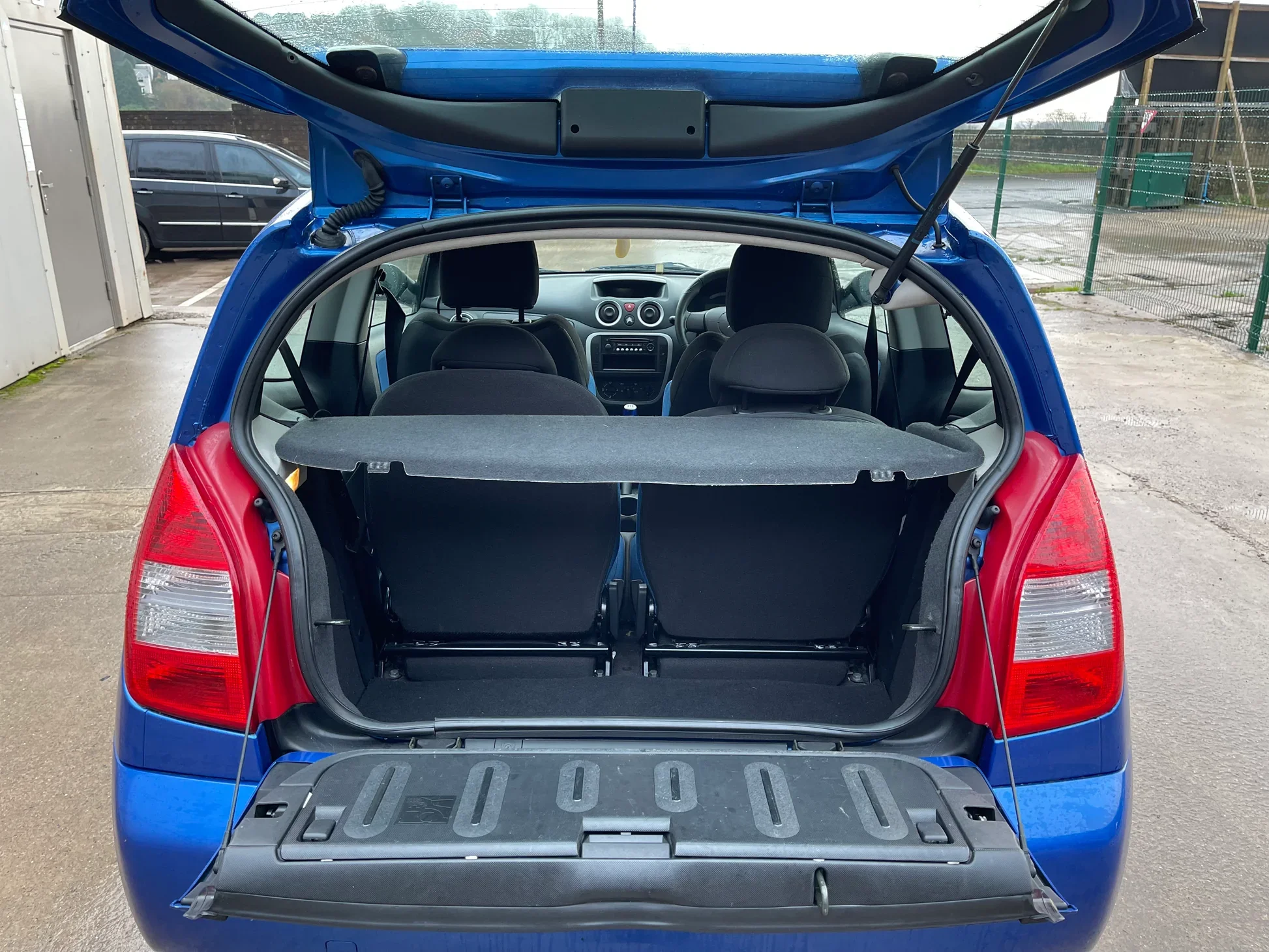 

Автоматические стойки задней двери с пружиной для Citroen C2 2003-2009 хэтчбек, багажник, подъемник багажника, поддержка амортизатора, демпфер