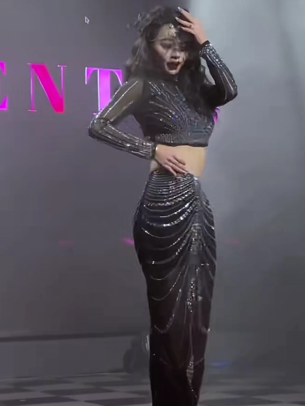 Leichtes, luxuriöses, heißes Diamant-Pailletten-Top + sexy Hüftwickelrock, orientalisches professionelles Tänzer-Performance-Set, Bauchtanzkostüm