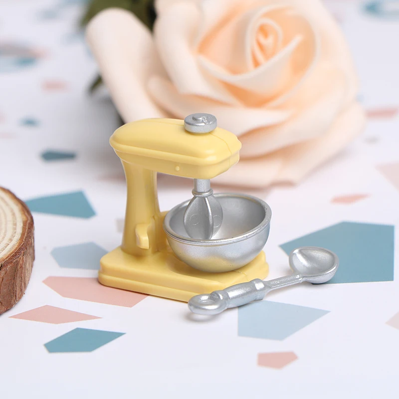 บ้านตุ๊กตาจําลองมินิมิกเซอร์ขนาดเล็กของเล่นรุ่นตกแต่งห้องครัว