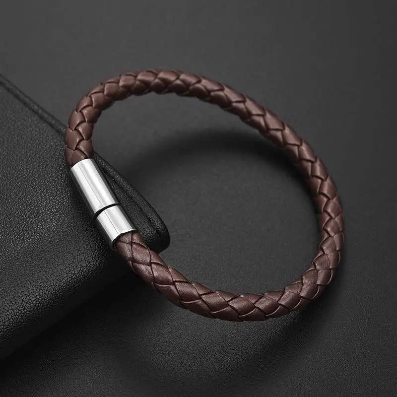 Classic Single Layer Leather Bracelets 22cm Simple Braided Black Brown Bracelets & bangle For Women Men Gift Jewelry Wholesale