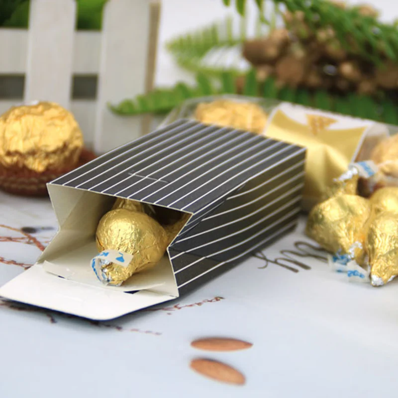 20pcs/lot Bride and Groom Dresses Wedding Candy Box Gift Bags DIY Wedding Decor