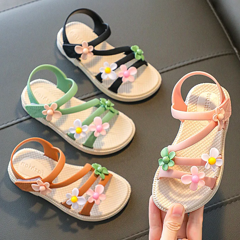 2022 New Children\'s Sandals Girls Princess Shoes Soft Sole  Beach Shoes Small and Middle Children\'s All-match Korean Sandals