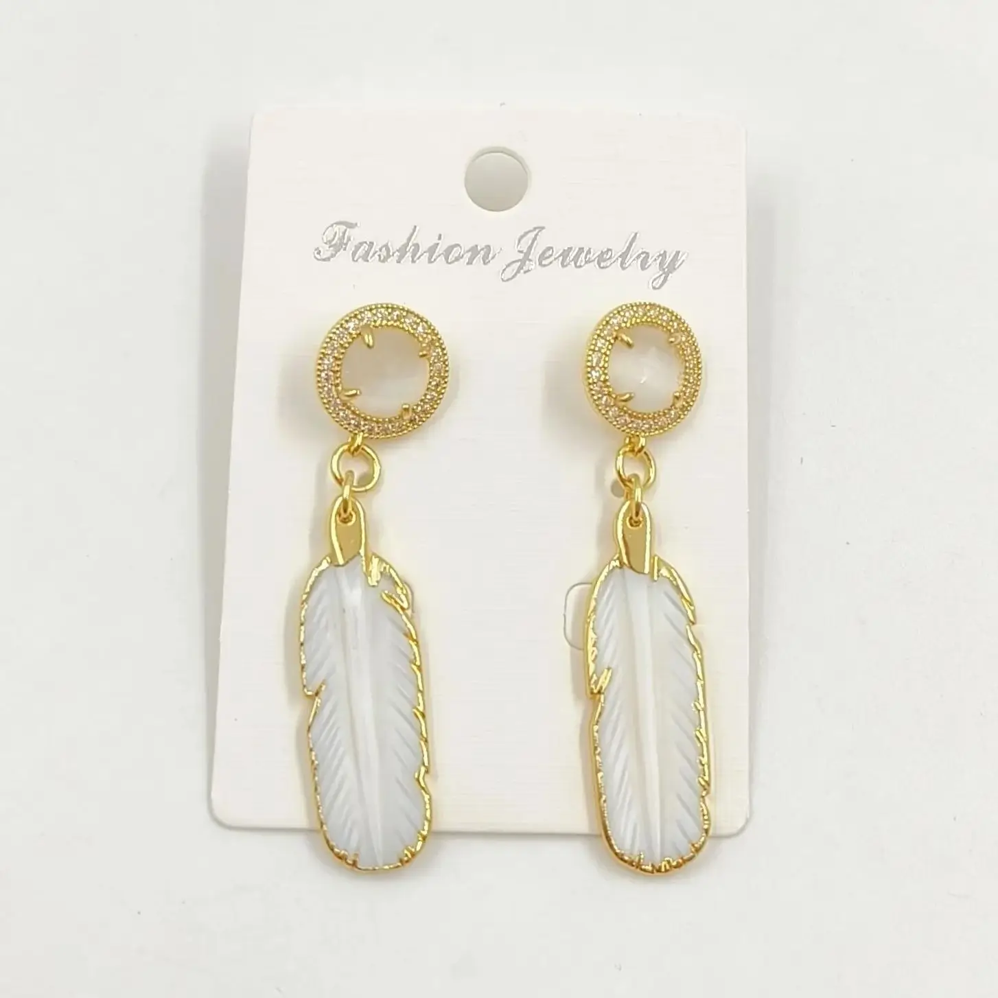 WT-MPE145 New Arrival Colored Gemstone Cat Eye Stone And Feather Shape Long Shell Earring For Women Skirt Decorative