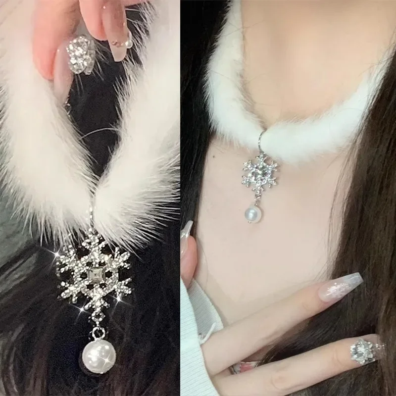 Elegant White Black Feather Plush Pearl Choker for Women Girls Crystal Tassel Snowflake Necklace Collar Wedding Party Jewelry