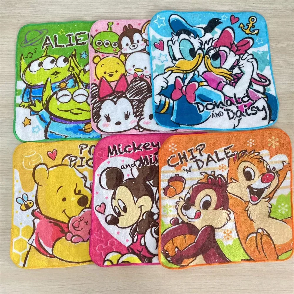 Disney Cartoon Cotton Mickey Mouse Donald Duck Small Square Face Hand Towel Handkerchief Children\'s Saliva Towel 20x20cm