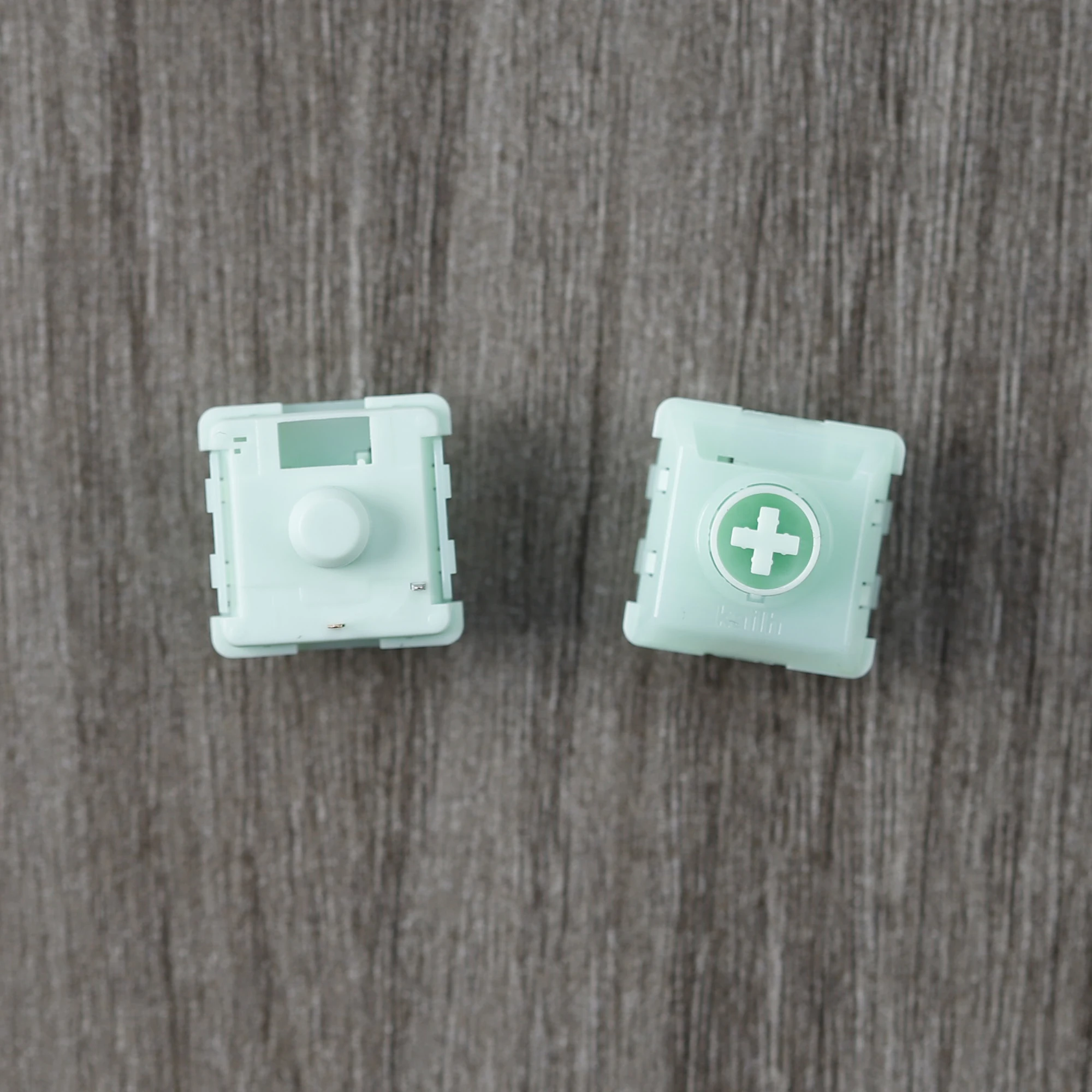 สวิตช์ Kailh Low Profile รุ่น 1353 แบบ 3 ขา สำหรับคีย์บอร์ดแบบกลไก ตอบสนองเร็ว สปริงแกนต่ำ ซีซั่น มินิ ซีรีส์