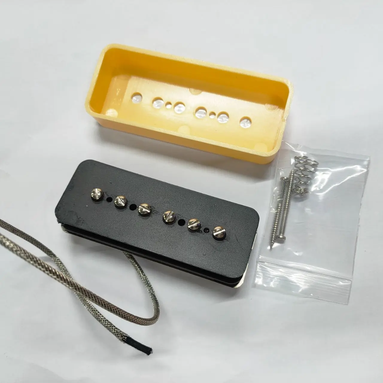 FLEOR 2PCS Vintage Alnico 5 P90 Pickups Soapbar Single Coil Pickups Set Cream /Black/ Chrome Choose