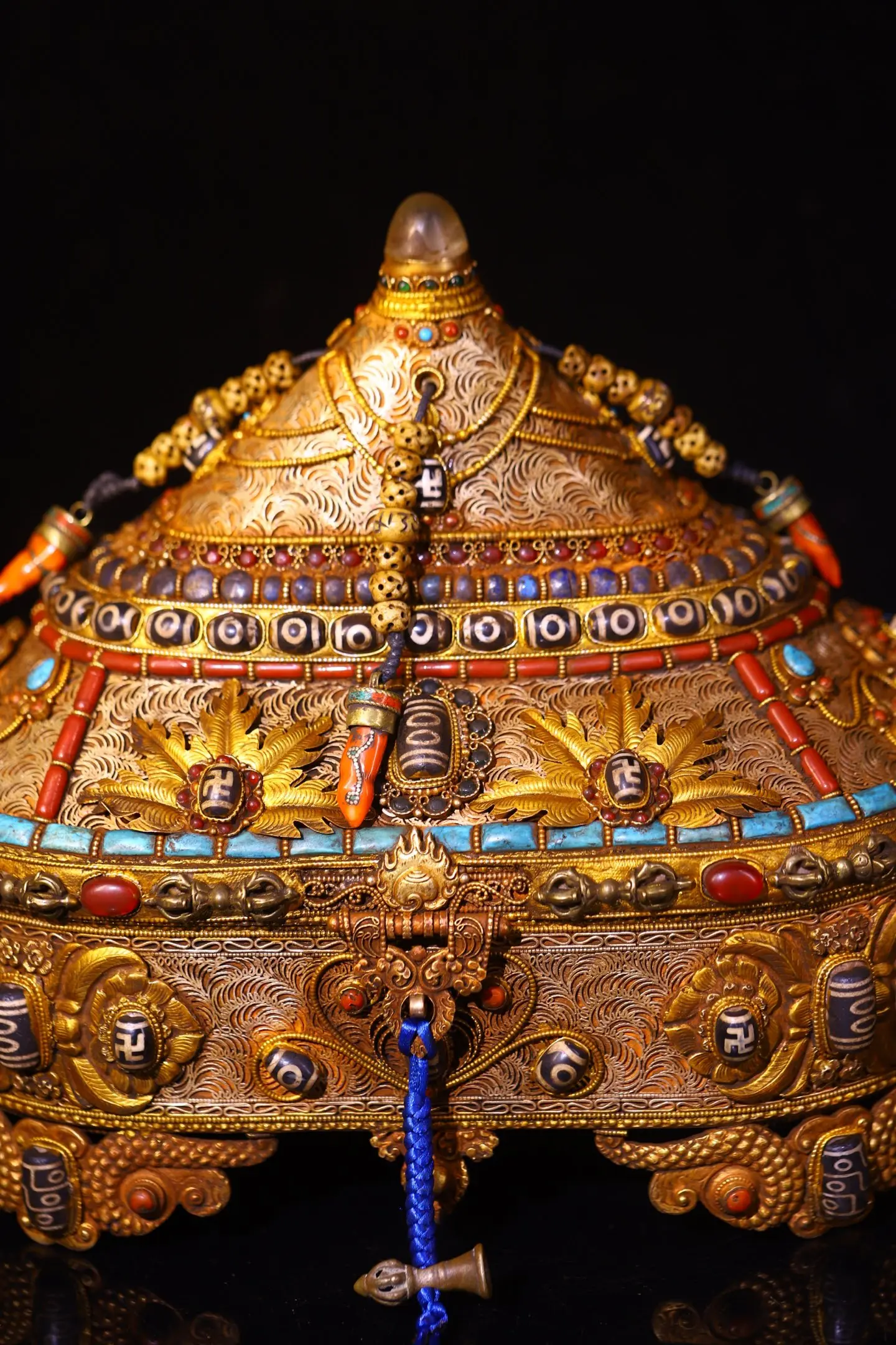 Old Tibetan Silver Gilded Filigree Mosaic Gem gZi Beads Turquoise Buddha Hat shaped Box storage Box jewelry box treasure chest