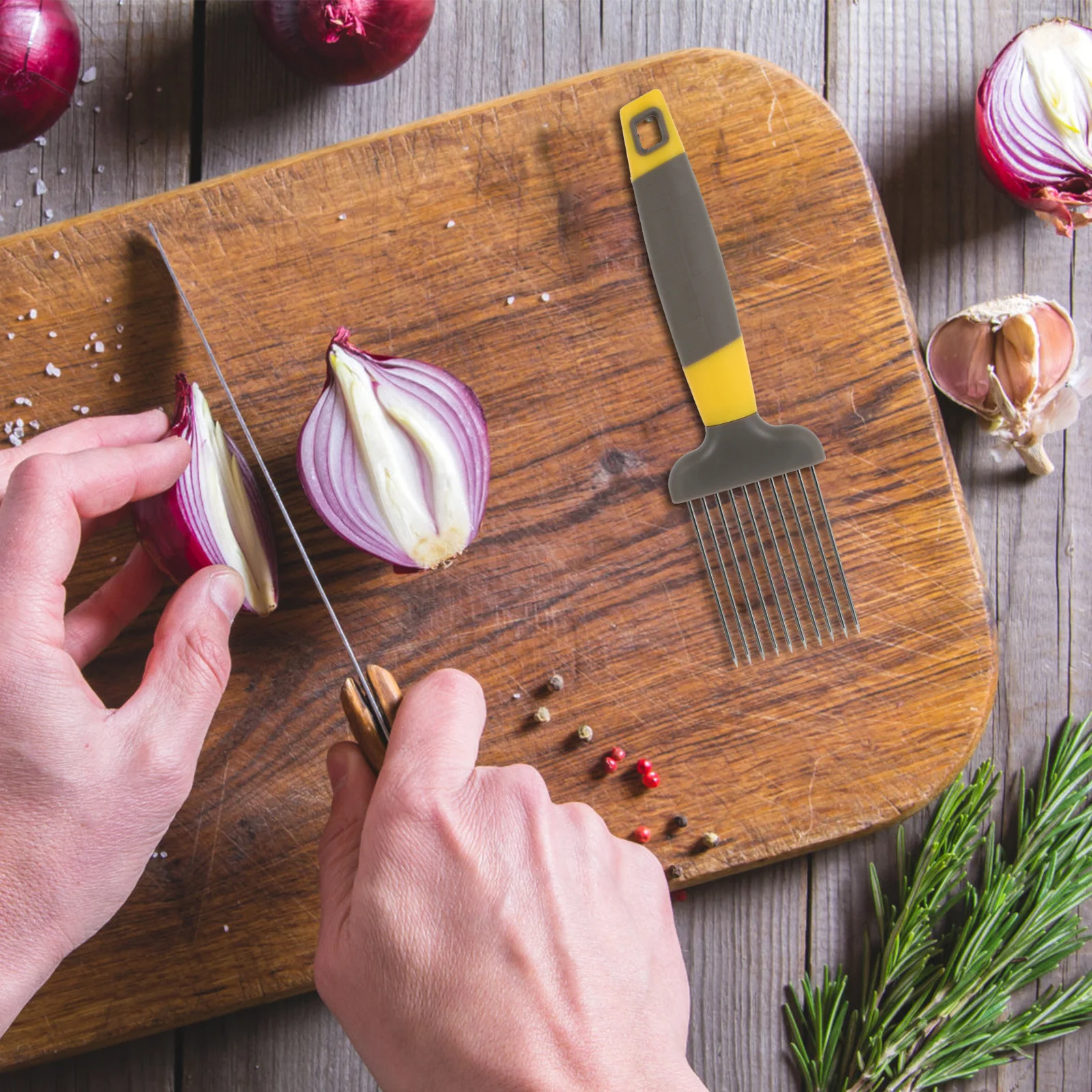 

2Pcs Multi-Functional Onion Slicers Stainless Steel and Plastic Kitchen Gadgets for Safe Vegetable Cutting Meat Skewering Prep