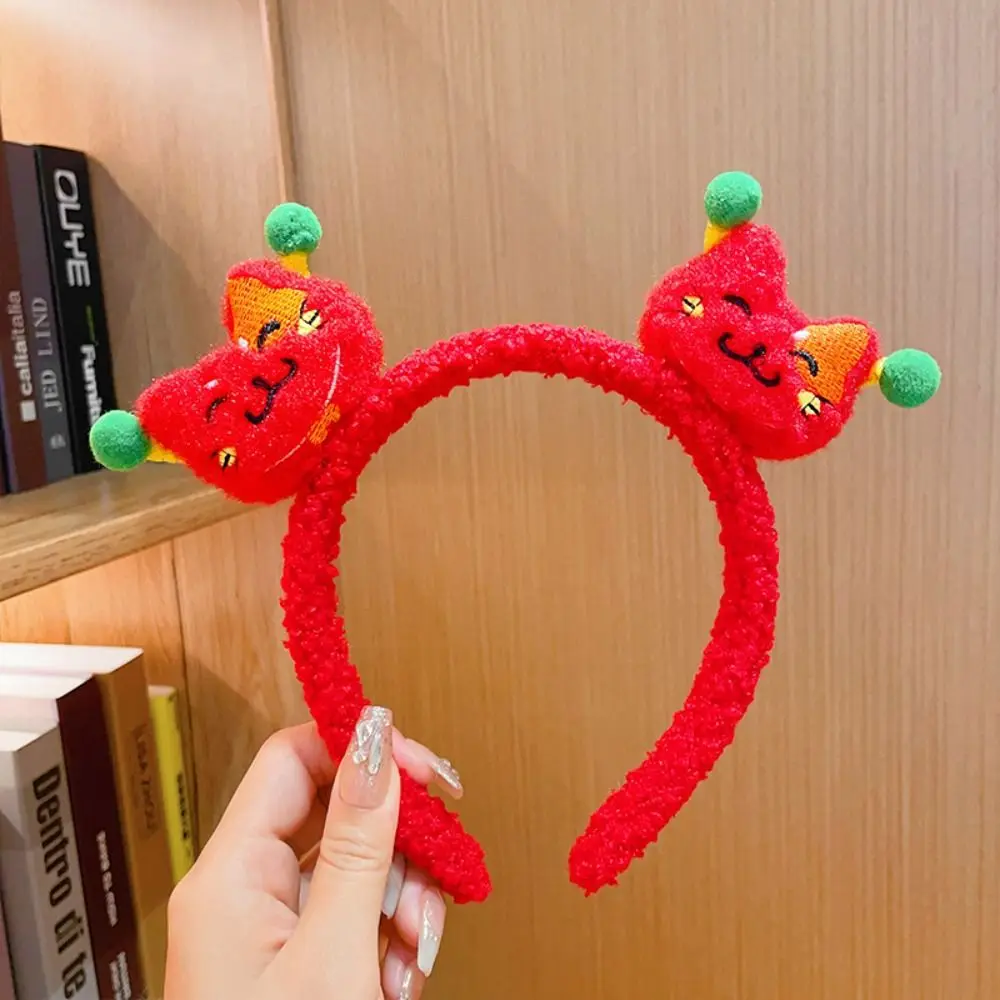 

Red Hairband 2024 Happy New Year Headband Lion Dance Cartoon Dragon Doll Headband Child Headwear New Year Mascot
