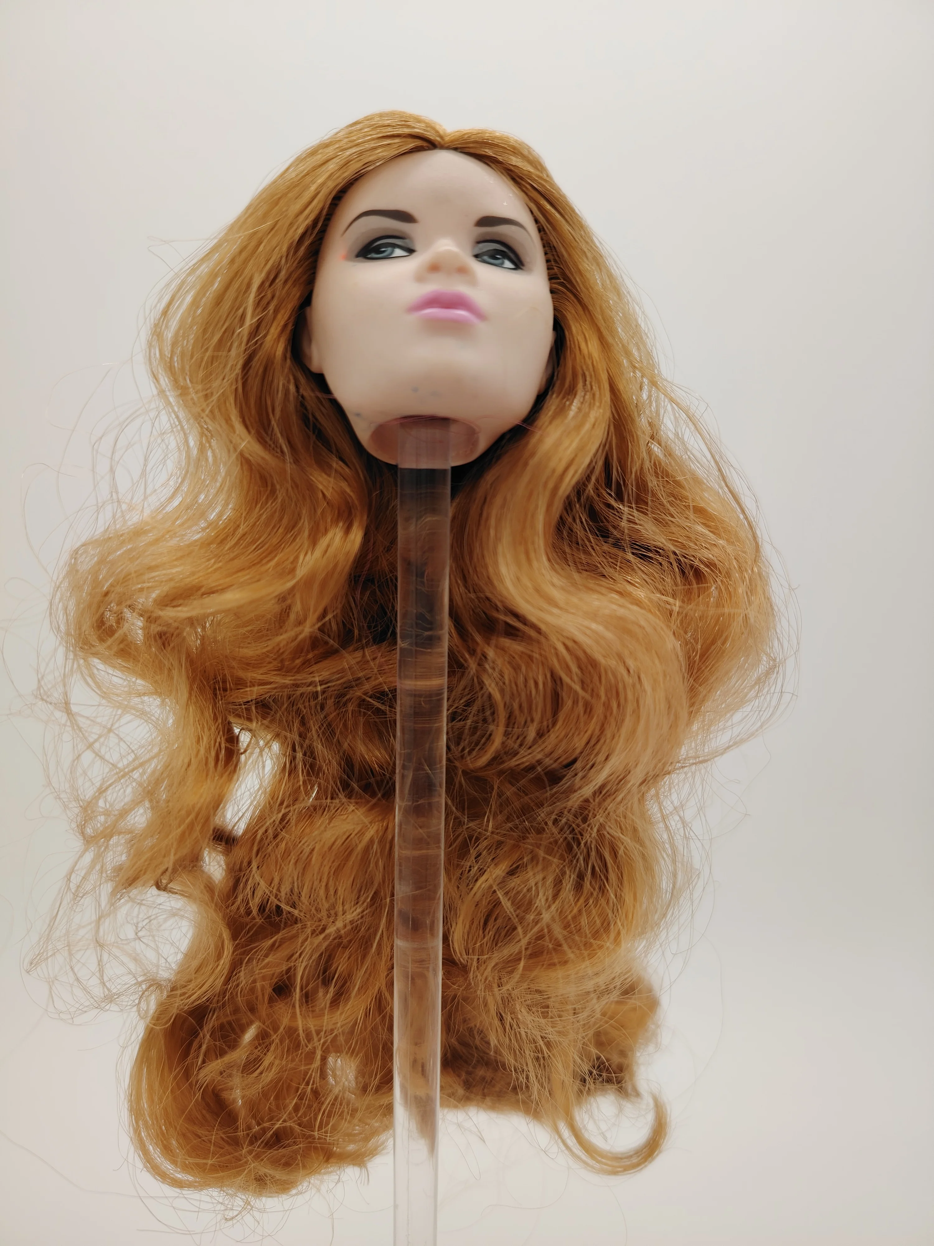 Fashion Royalty Color Infusion Golden Hair Rerooted Cream Skin Collectible Fanxi Doll Head