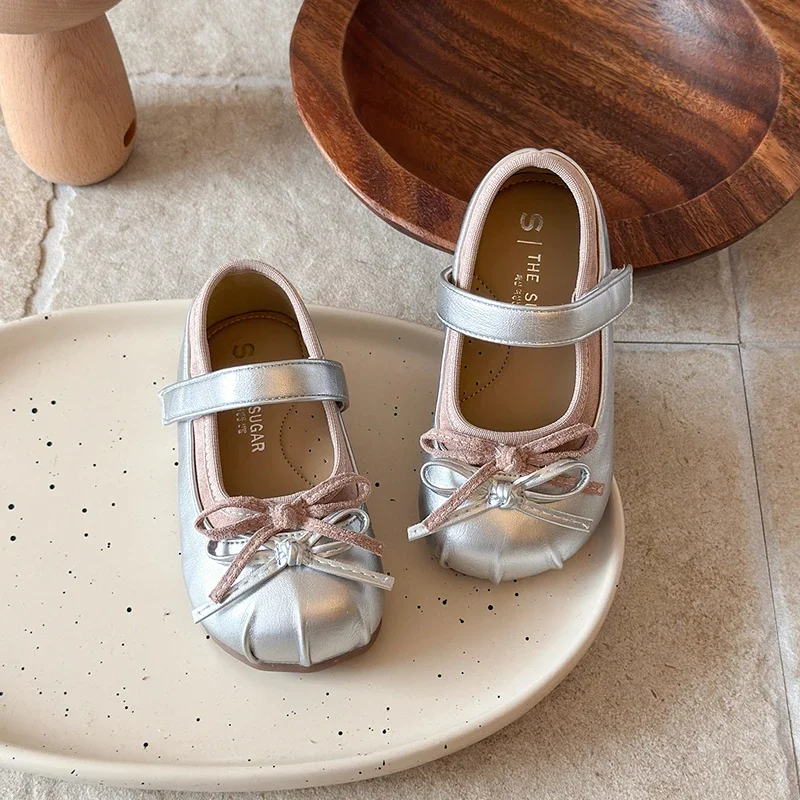 Toddler Girls Cute Bow Mary Jane Flats, Metallic Silver / Polka‑Dot Hook‑Loop Soft Casual Princess Shoes