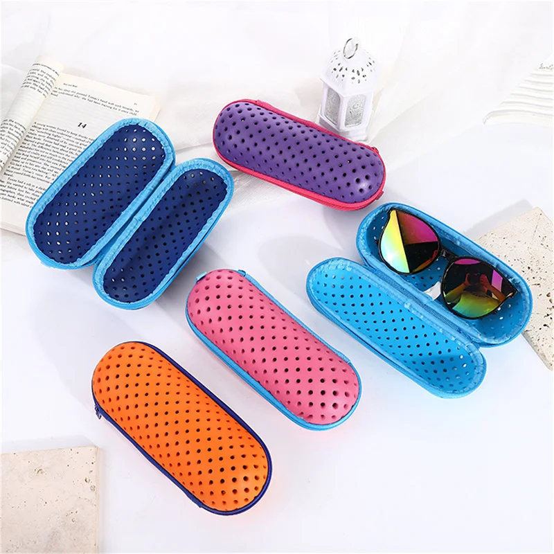EVA Swimming Goggles Storage Box with Clip &amp Drain Holes Goggles Protective Case Breathable for Men Women Kids image 2