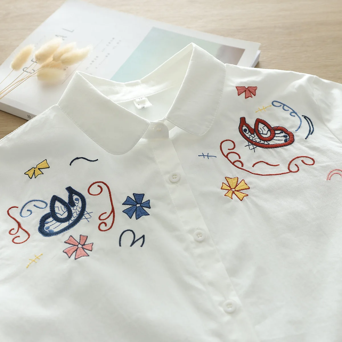 New Autumn Cotton Embroidery Shirt Women Lapel Commute Tops Girl Long Sleeve Loose Age reduction Blouses 2024 Spring T419109QC