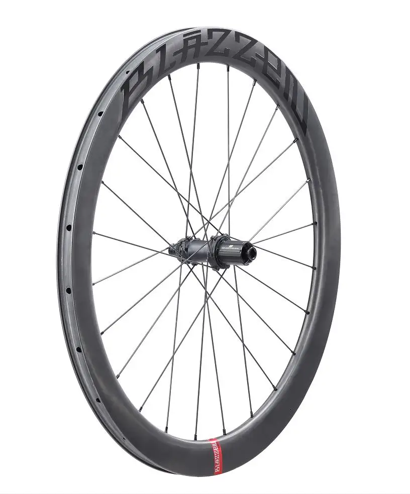 Hot Sale Factory Manufacturing Lightweight Carbon Fiber Bike Wheel Set 700C Fixed Gear Disc Brake Front Thru Axle Custom Color
