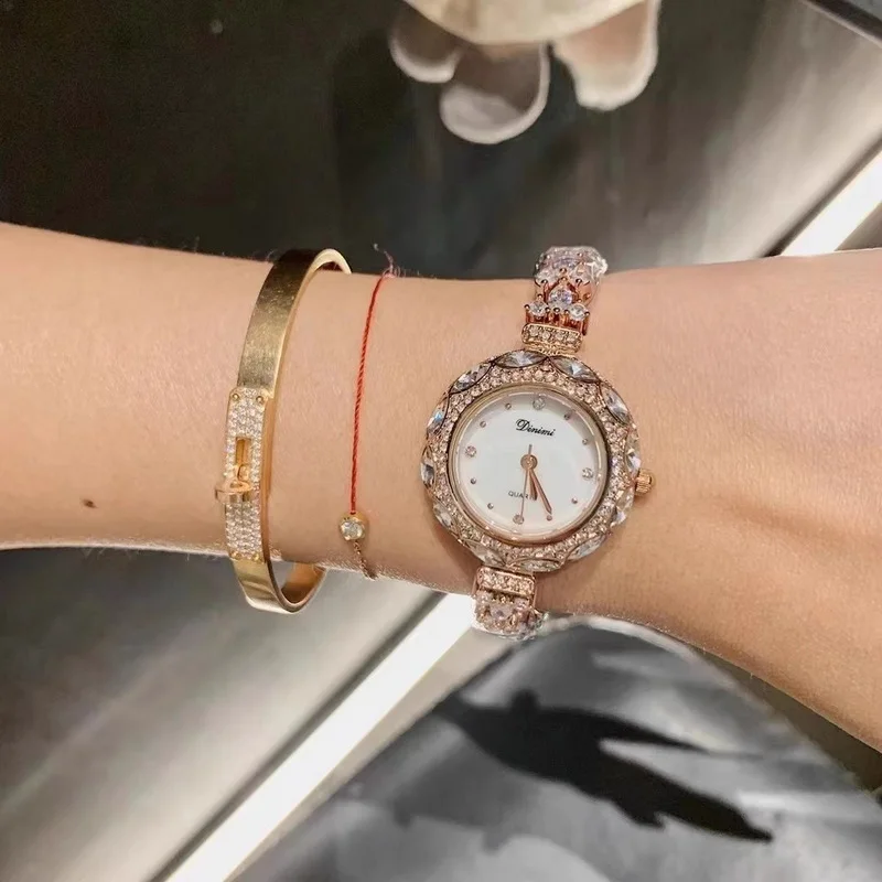 

Dinimi bracelet watch lady set diamond full delicate fashion version of the new light luxury niche high appearance level