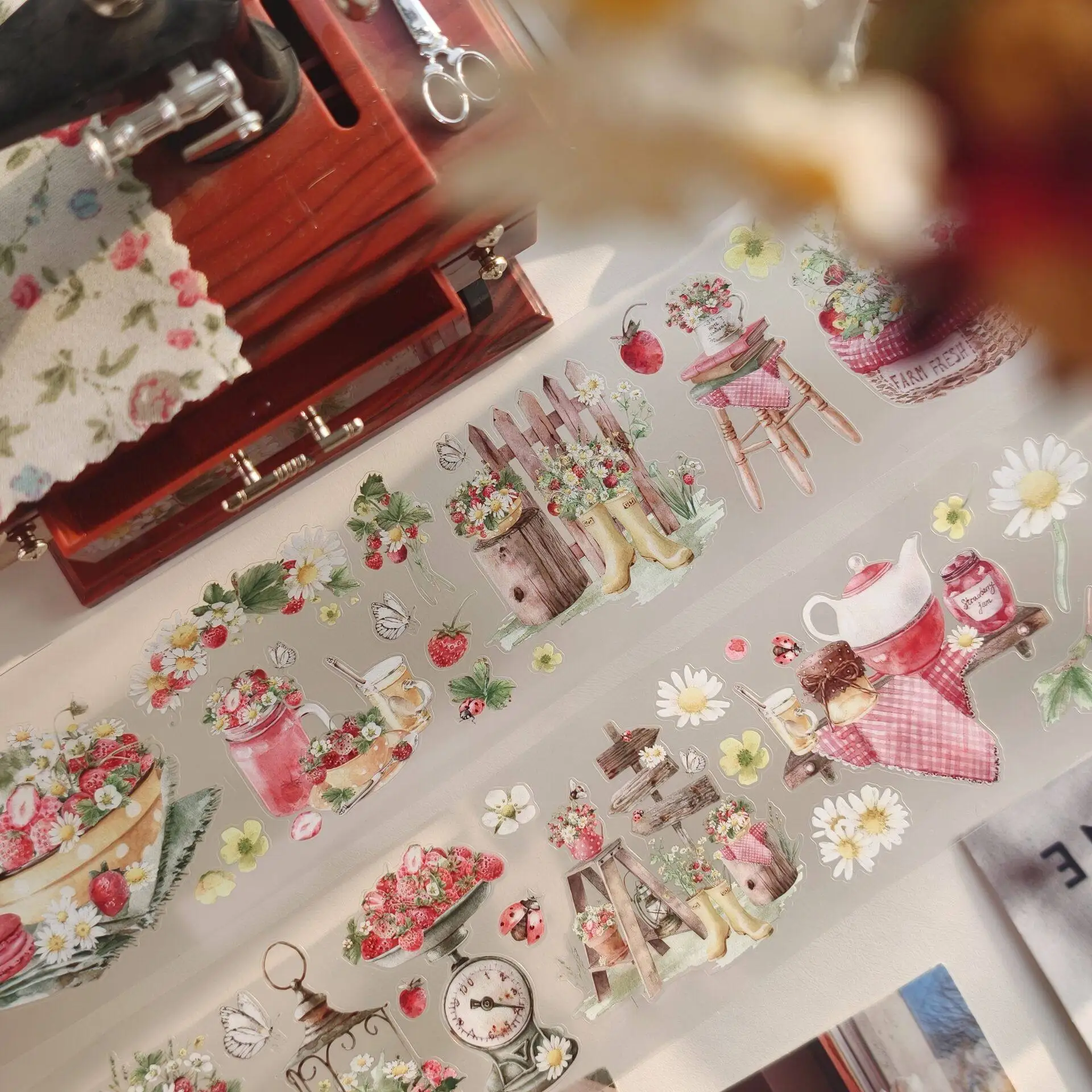 

Washi Pet Tape Roll [Spring Wild Berry Painting] Pre Cut Journal Sticker, Light Retro High Sense Pastoral Style