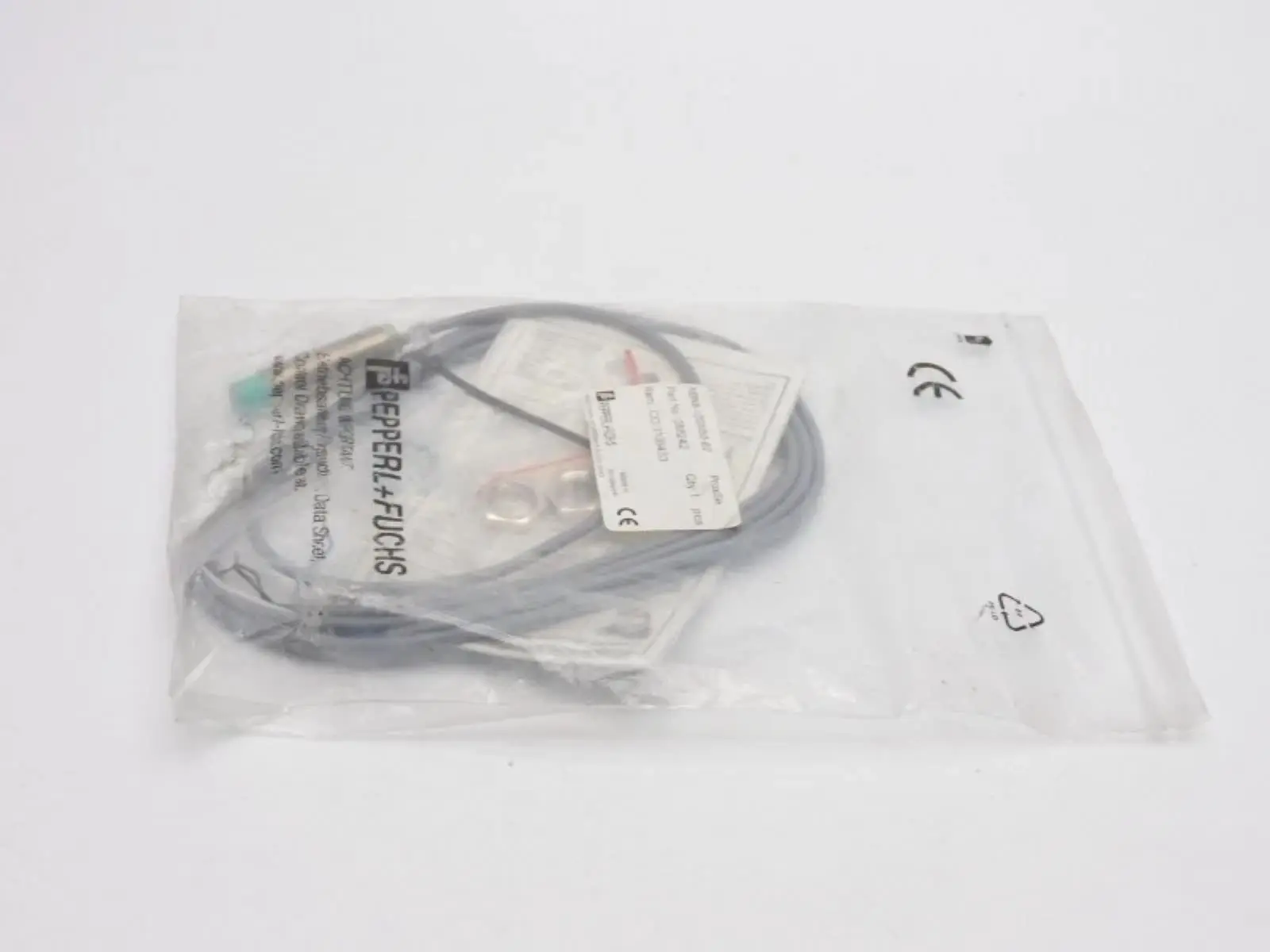 Inductive proximity sensor NBN8-12GM50-E2 088242 8mm | PNP