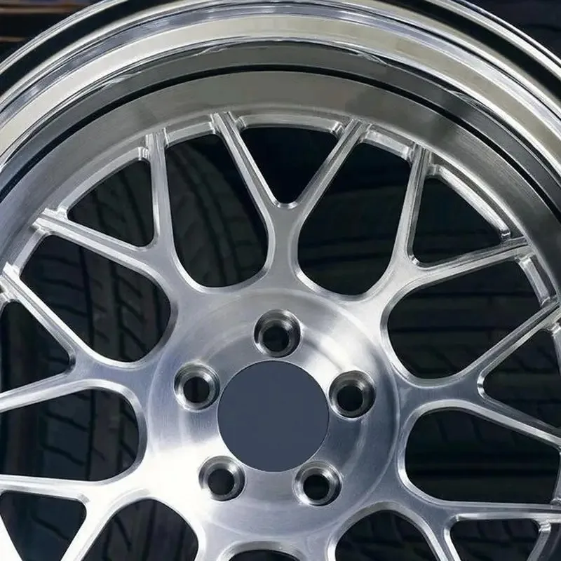 عجلات سيارة الركاب المصنوعة من سبائك الألومنيوم 5x112 5x120 المزورة المخصصة للنماذج