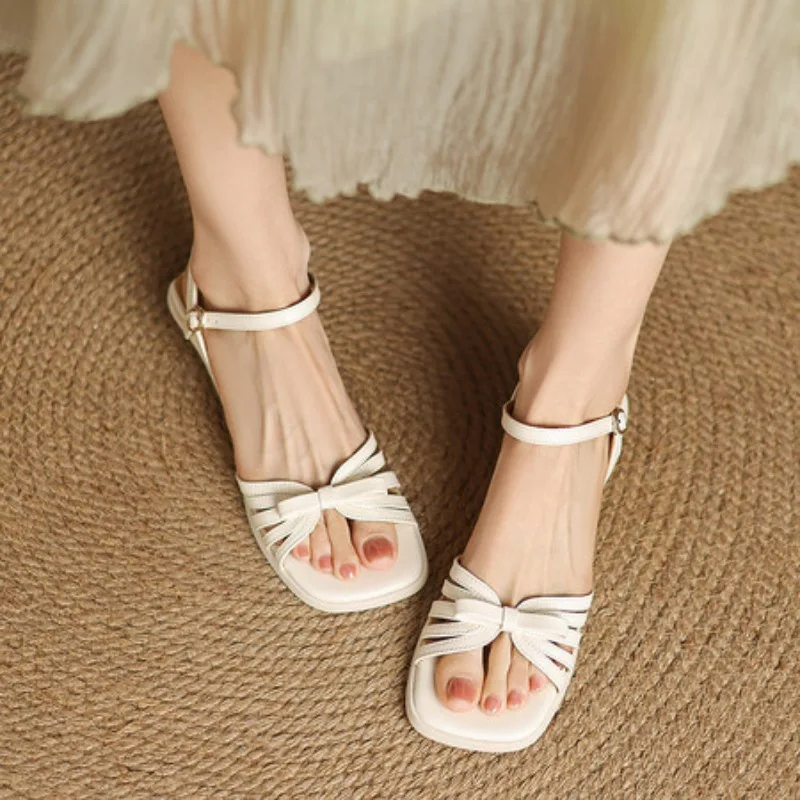 

Элегантные сандалии из мягкой кожи, сандалии на платформе, лето 202, женские сандалии на высоком блочном каблуке для офиса, мамы, пляжа